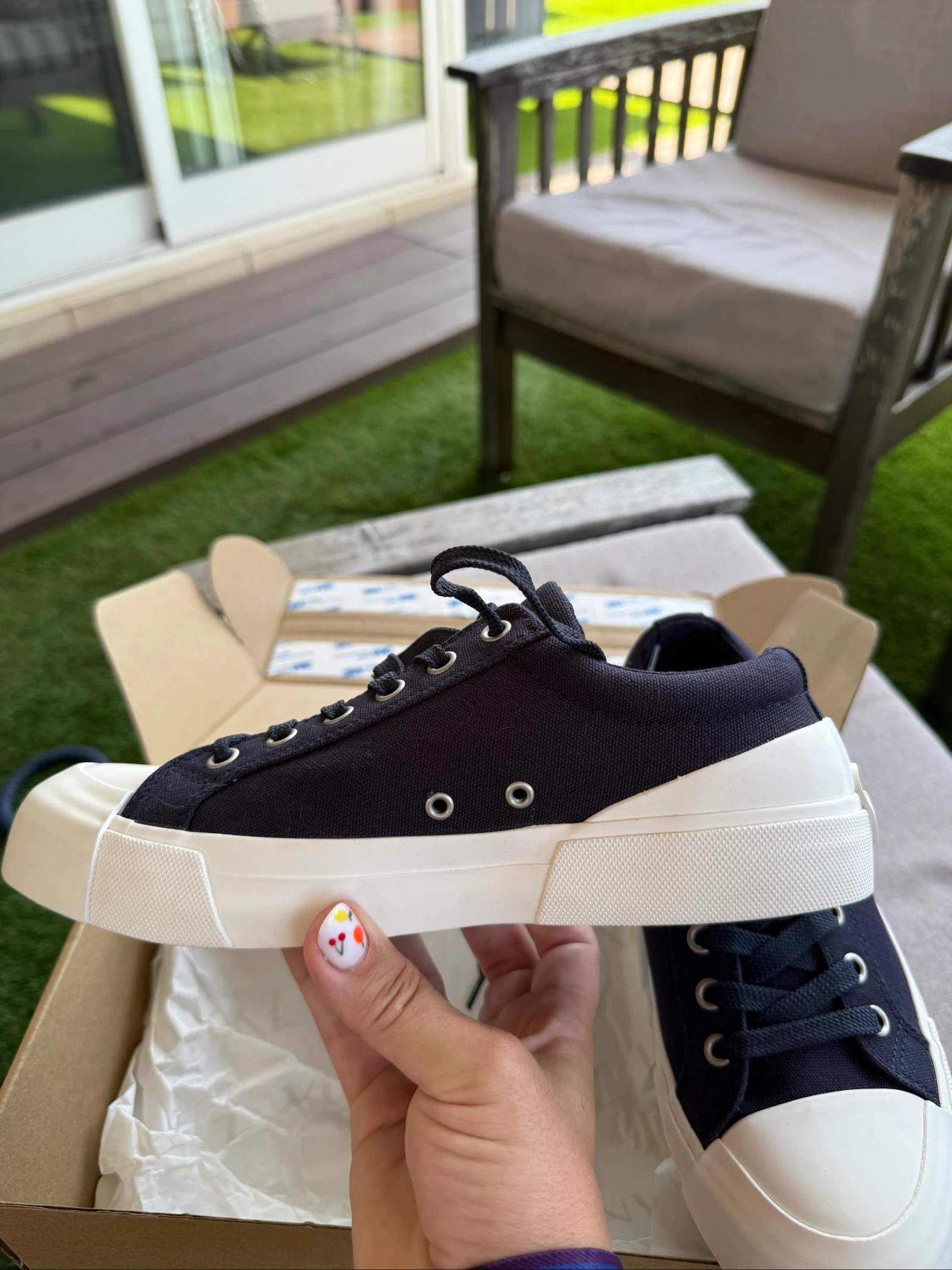 Vulcaz canvas sneakers (Size 38) – photo 6